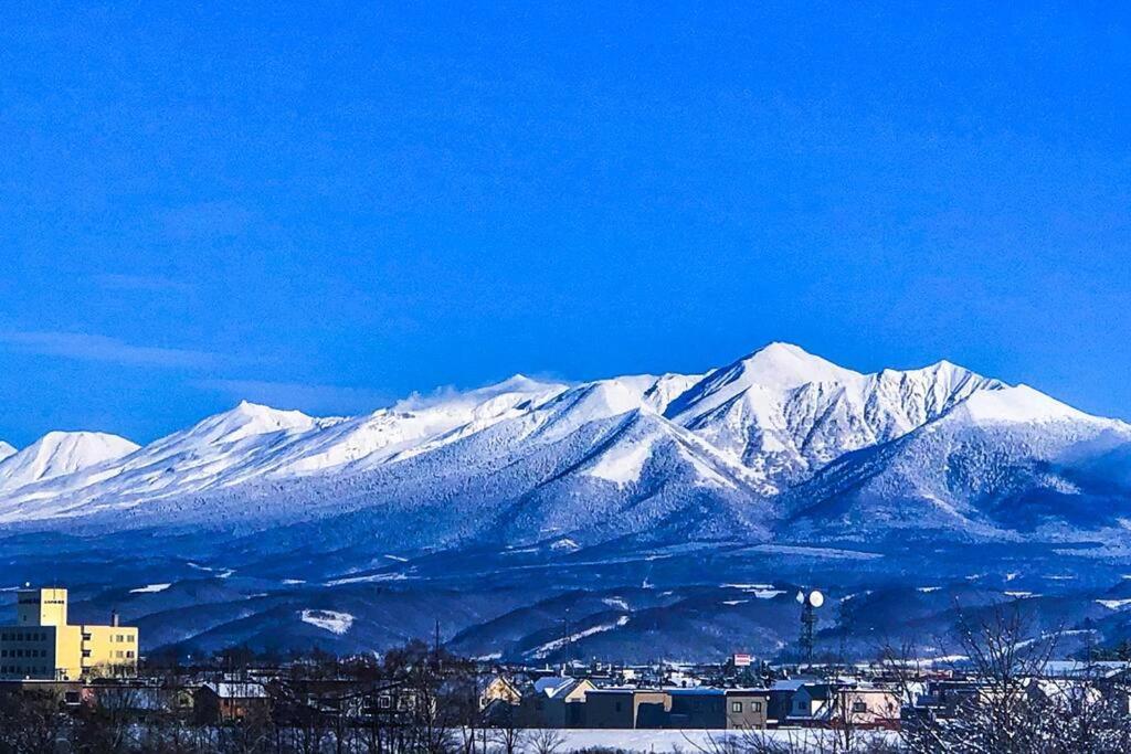 Furano CUBE SUGAR-方糖民宿,步行8min到雪场,3 brs,Max 6ppl Exterior foto